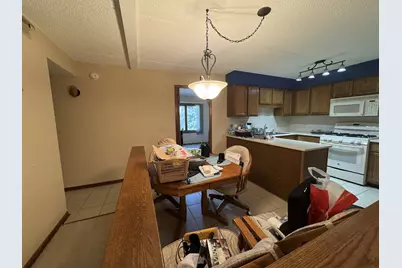 6433 W Belle Plaine Avenue #302, Chicago, IL 60634 - Photo 10