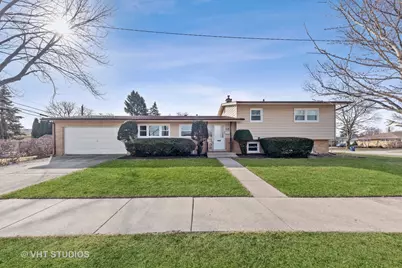 493 Amherst Avenue, Des Plaines, IL 60016 - Photo 1
