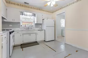 14305 Kostner Ave, Midlothian, IL 60445 - Photo 10