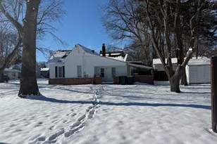 912 W Olive St, Decatur, IL 62526 - Photo 6