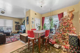 810 W Galena Blvd, Aurora, IL 60506 - Photo 16