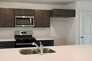 6550 Linden Trl, Wonder Lake, IL 60097 - Photo 8