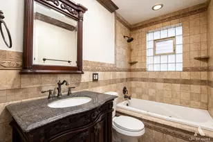 2322 S 17th Ave, North Riverside, IL 60546 - Photo 22