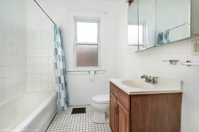 2340 Harvey Avenue, Berwyn, IL 60402 - Photo 16