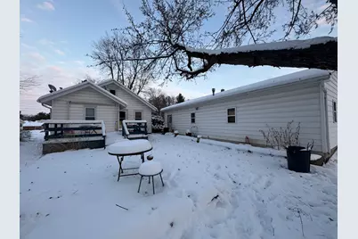 1602 Illinois Avenue, Mendota, IL 61342 - Photo 16