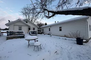 1602 Illinois Ave, Mendota, IL 61342 - Photo 16