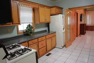 1934 W 21st Pl, Chicago, IL 60608 - Photo 4