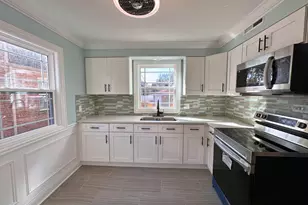 9318 S Aberdeen St, Chicago, IL 60620 - Photo 4