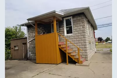 627 Douglas Avenue, Calumet City, IL 60409 - Photo 2