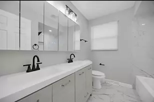 13921 S Manistee Ave, Burnham, IL 60633 - Photo 8