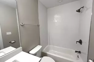 1744 W Winnemac Ave, Chicago, IL 60640 - Photo 14