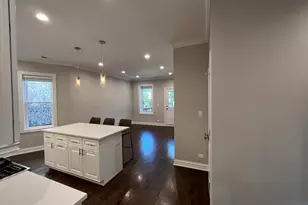 1744 W Winnemac Ave, Chicago, IL 60640 - Photo 4