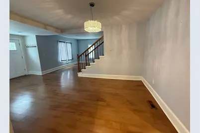 15036 W Russell Road, Zion, IL 60099 - Photo 2