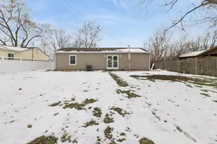 525 Everette Ave, Romeoville, IL 60446 - Photo 18