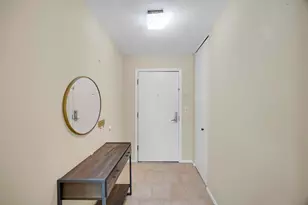 2000 St Regis Dr, Lombard, IL 60148 - Photo 14