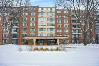 2000 Saint Regis Drive #4G, Lombard, IL 60148 - Photo 1