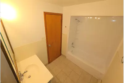 934 E 84th Place #B, Chicago, IL 60619 - Photo 8