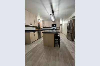 711 N Northwest Highway #2, Park Ridge, IL 60068 - Photo 8