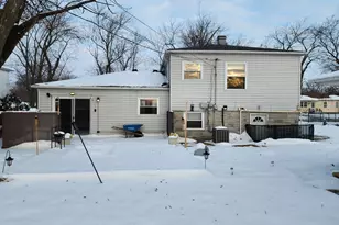 22441 Yates Ave, Sauk Village, IL 60411 - Photo 12