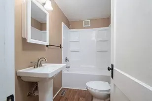 503 Commercial St, Chenoa, IL 61726 - Photo 10