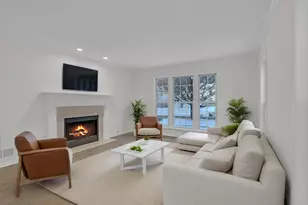 3248 Hampshire Ln, Waukegan, IL 60087 - Photo 6