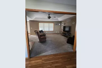 302 S Walnut Street, Colfax, IL 61728 - Photo 8