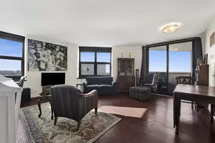 3660 N Lake Shore Dr, Chicago, IL 60613 - Photo 6