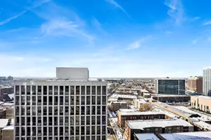 3660 N Lake Shore Dr, Chicago, IL 60613 - Photo 14