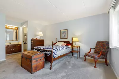 6223 Lakepark Lane #A, Willowbrook, IL 60527 - Photo 10