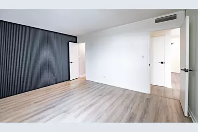 [Address not provided], Chicago, IL 60660 - Photo 10