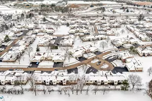 847 E Coach Rd, Palatine, IL 60074 - Photo 18