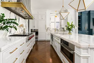 3336 N Oakley Ave, Chicago, IL 60618 - Photo 10