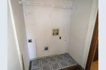 206 Crestwood Avenue, Tilton, IL 61833 - Photo 10