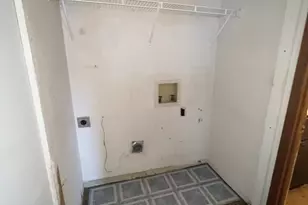 206 Crestwood Ave, Tilton, IL 61833 - Photo 10