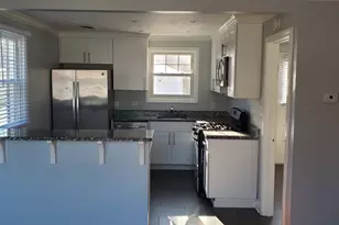 2049 Magnolia Rd, Homewood, IL 60430 - Photo 6