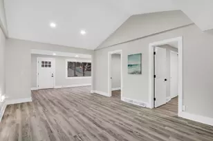 38323 N 3rd Ave, Spring Grove, IL 60081 - Photo 8