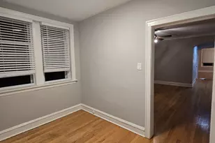 7529 N Claremont Ave, Chicago, IL 60645 - Photo 16