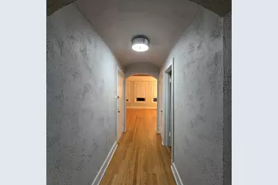 7529 N Claremont Avenue #2, Chicago, IL 60645 - Photo 2