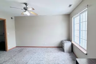 1851 Indian Hill Ln, Aurora, IL 60503 - Photo 12