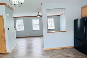 1851 Indian Hill Ln, Aurora, IL 60503 - Photo 6