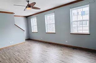 1851 Indian Hill Ln, Aurora, IL 60503 - Photo 10