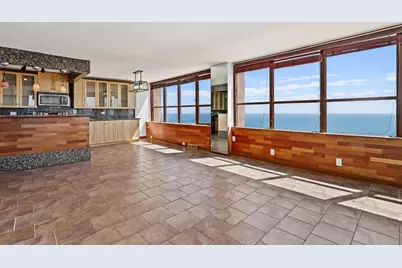 655 W Irving Park Road #4101, Chicago, IL 60613 - Photo 8