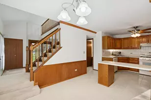 11708 Pine Way, Huntley, IL 60142 - Photo 8