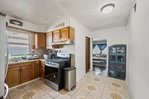 1640 16th Ave, Melrose Park, IL 60160 - Photo 6