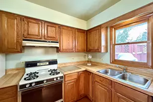 1980 Sapphire Ln, Aurora, IL 60506 - Photo 10