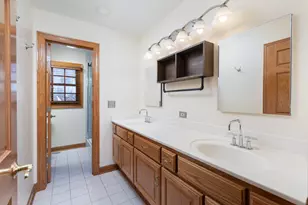 2652 Charlestowne Ln, Naperville, IL 60564 - Photo 34