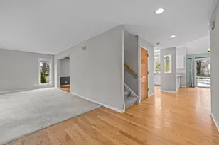 1627 Sauk Dr, Batavia, IL 60510 - Photo 4