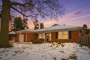 1319 Tyrell Ave, Park Ridge, IL 60068 - Photo 4