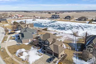 24035 Bay To Bay Blvd, Manhattan, IL 60442 - Photo 2