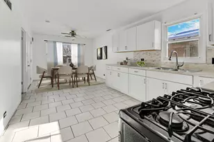 403 Prairie Ave, Calumet City, IL 60409 - Photo 10